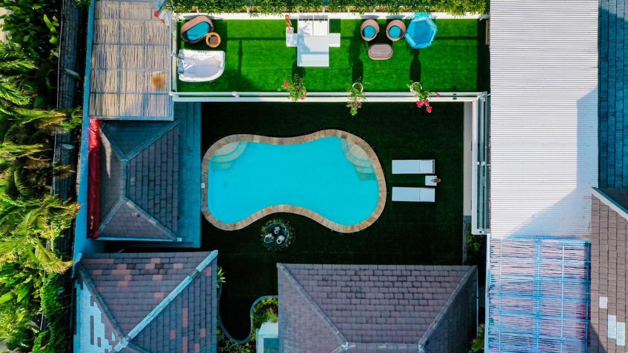 5 Bedroom Villa Sultan Luxury Entertainment And Relaxation Seminyak  Ngoại thất bức ảnh