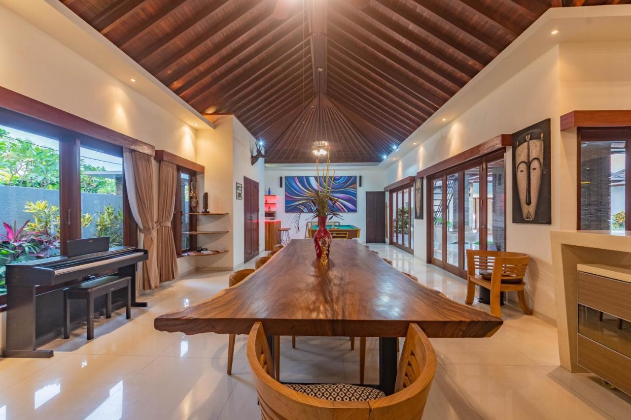 5 Bedroom Villa Sultan Luxury Entertainment And Relaxation Seminyak  Ngoại thất bức ảnh