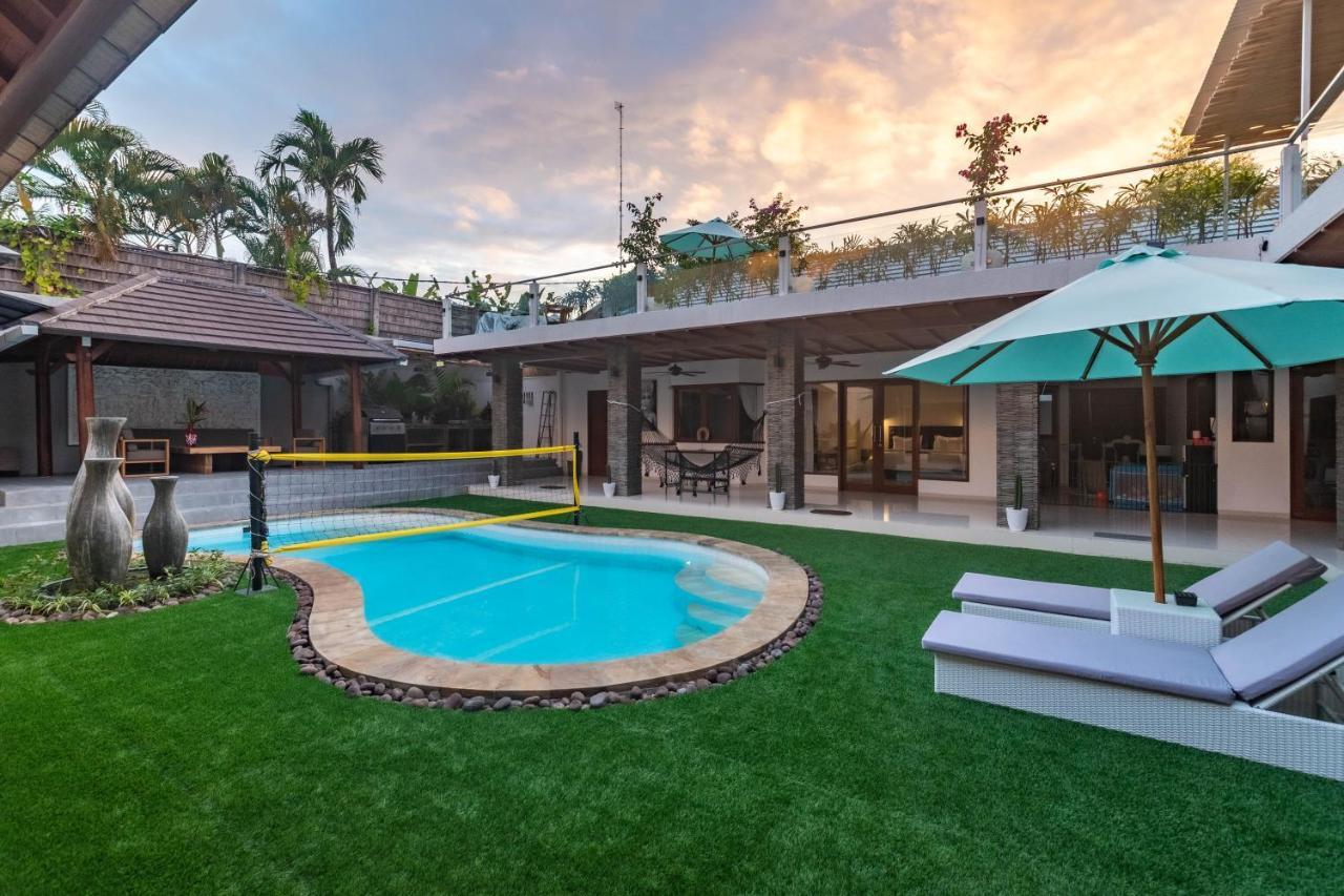 5 Bedroom Villa Sultan Luxury Entertainment And Relaxation Seminyak  Ngoại thất bức ảnh