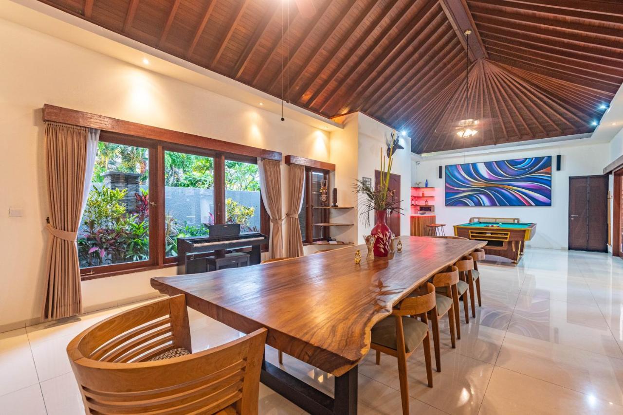 5 Bedroom Villa Sultan Luxury Entertainment And Relaxation Seminyak  Ngoại thất bức ảnh