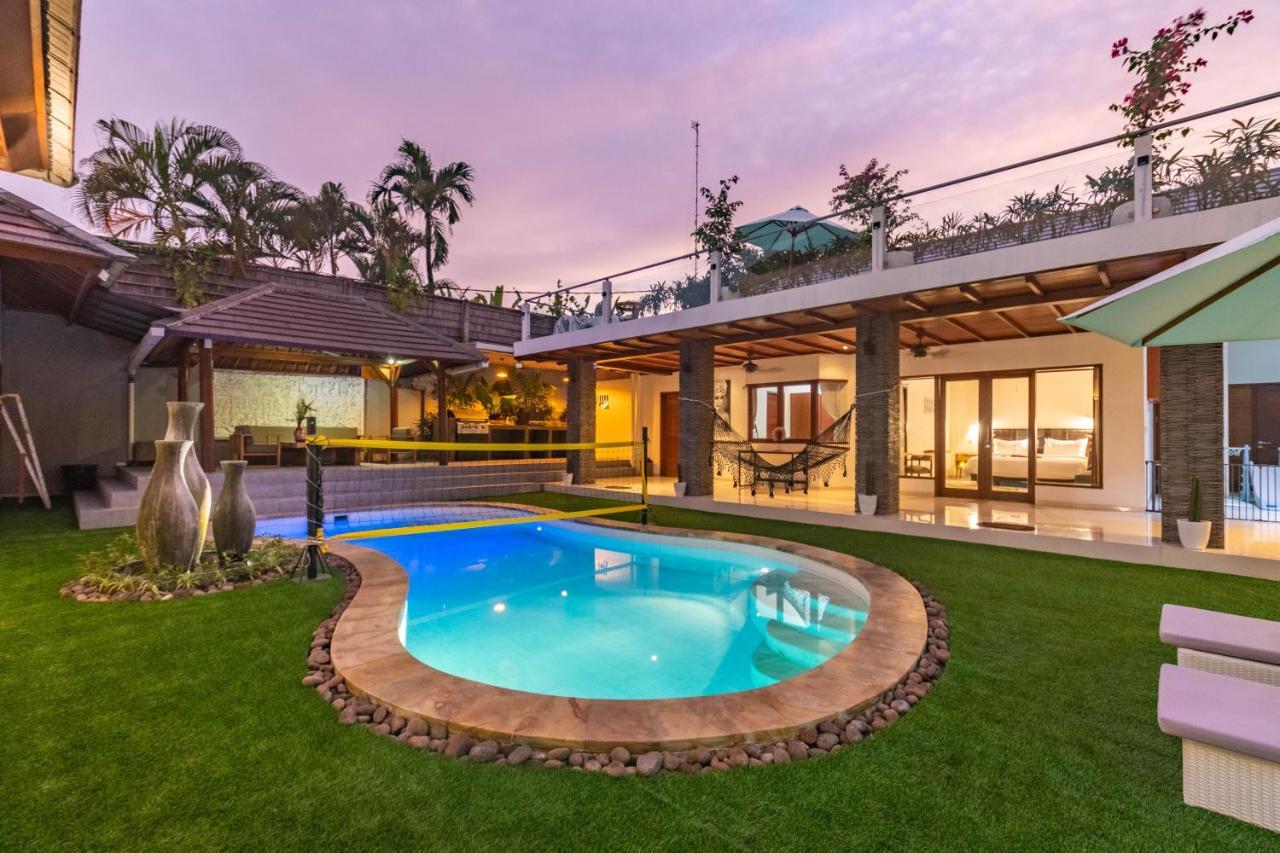 5 Bedroom Villa Sultan Luxury Entertainment And Relaxation Seminyak  Ngoại thất bức ảnh
